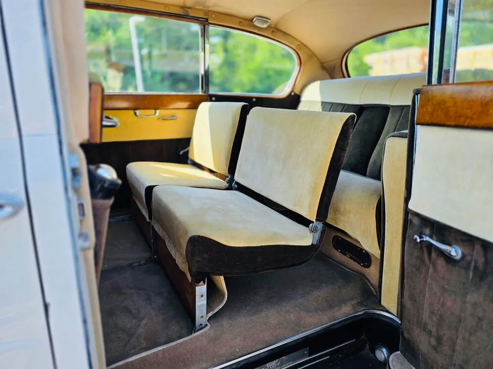 1962 Rolls-Royce Austin Princess Stretch Limousine interior, photo 8 for limo rental in North Attleboro, MA 1962 Rolls-Royce Austin Princess Stretch Limousine interior, photo 8 for limo rental in North Attleboro, MA