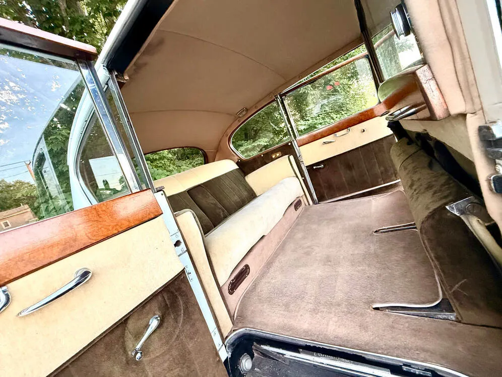 1962 Rolls Royce Austin Princess Stretch Limousine interior, photo 6 for limo rental 1962 Rolls Royce Austin Princess Stretch Limousine interior, photo 6 for limo rental