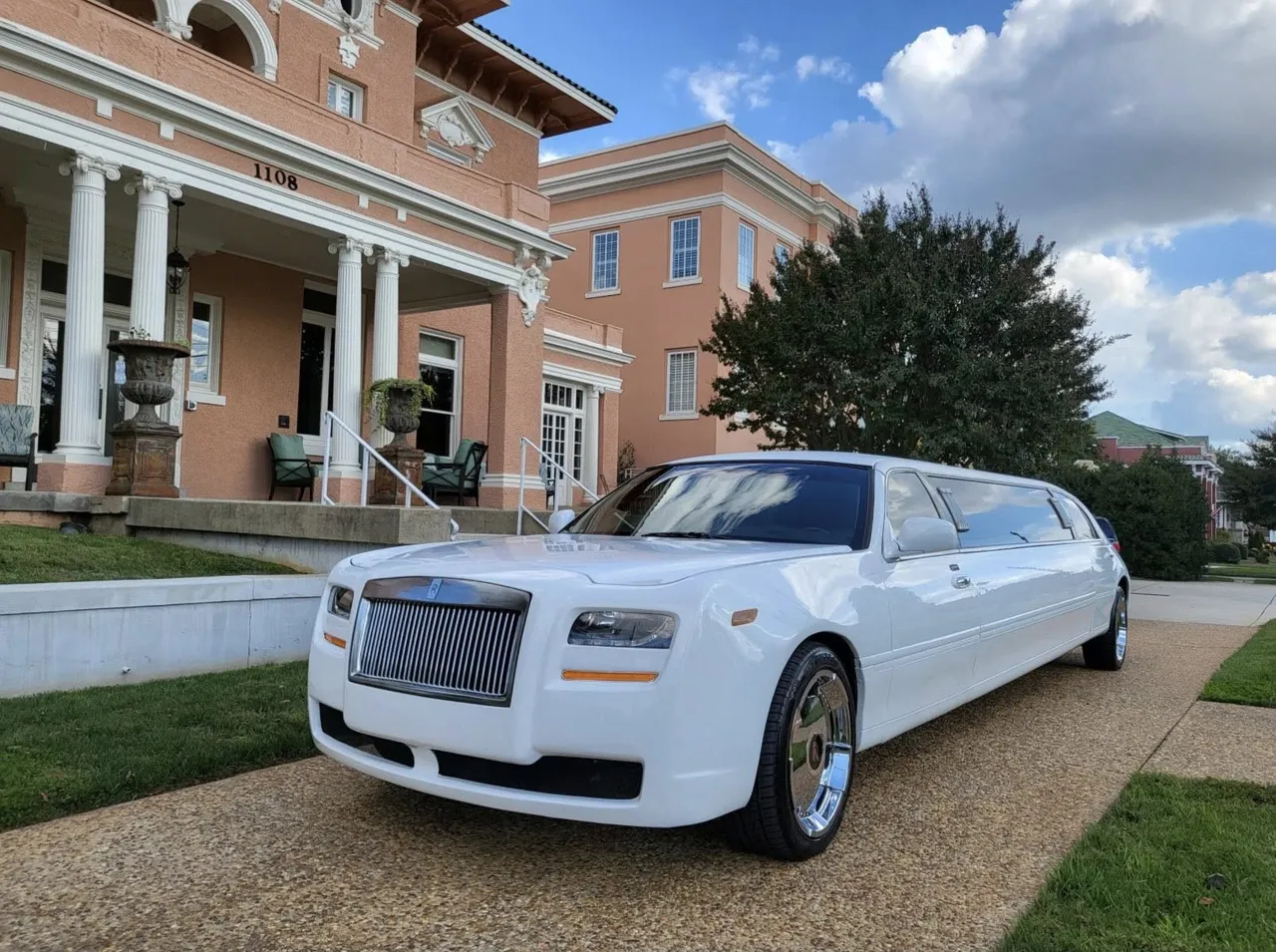 Rolls-Royce Ghost Custom Limousine for limo rental Rolls-Royce Ghost Custom Limousine for limo rental